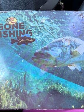 Bass Pro Shops Gone Fishing Decorative Fish Sign - Blue/Teal/Green